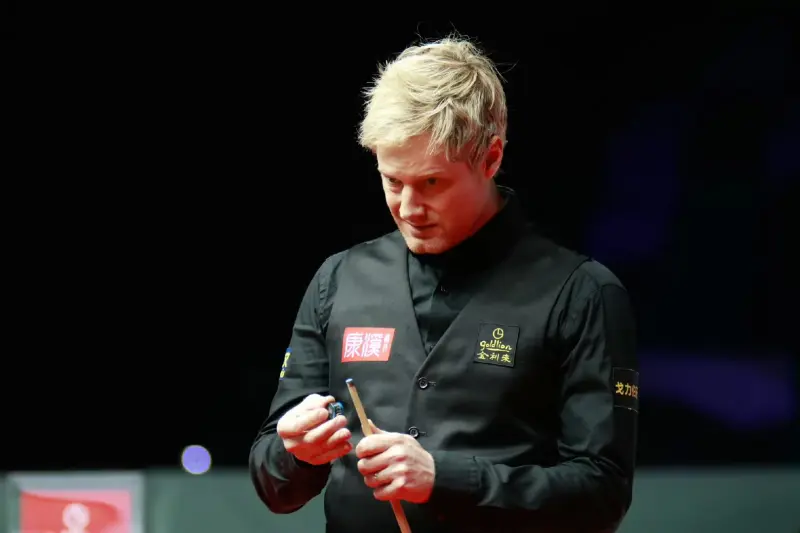 斯洛伐克选手登上领奖台，笑逐颜开的简单介绍