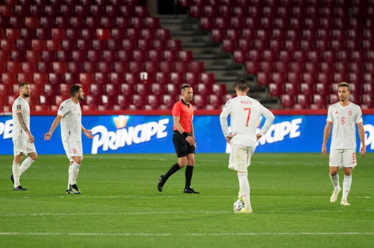 开云体育入口-西班牙轻松战胜希腊,完成三连胜继续领跑的简单介绍