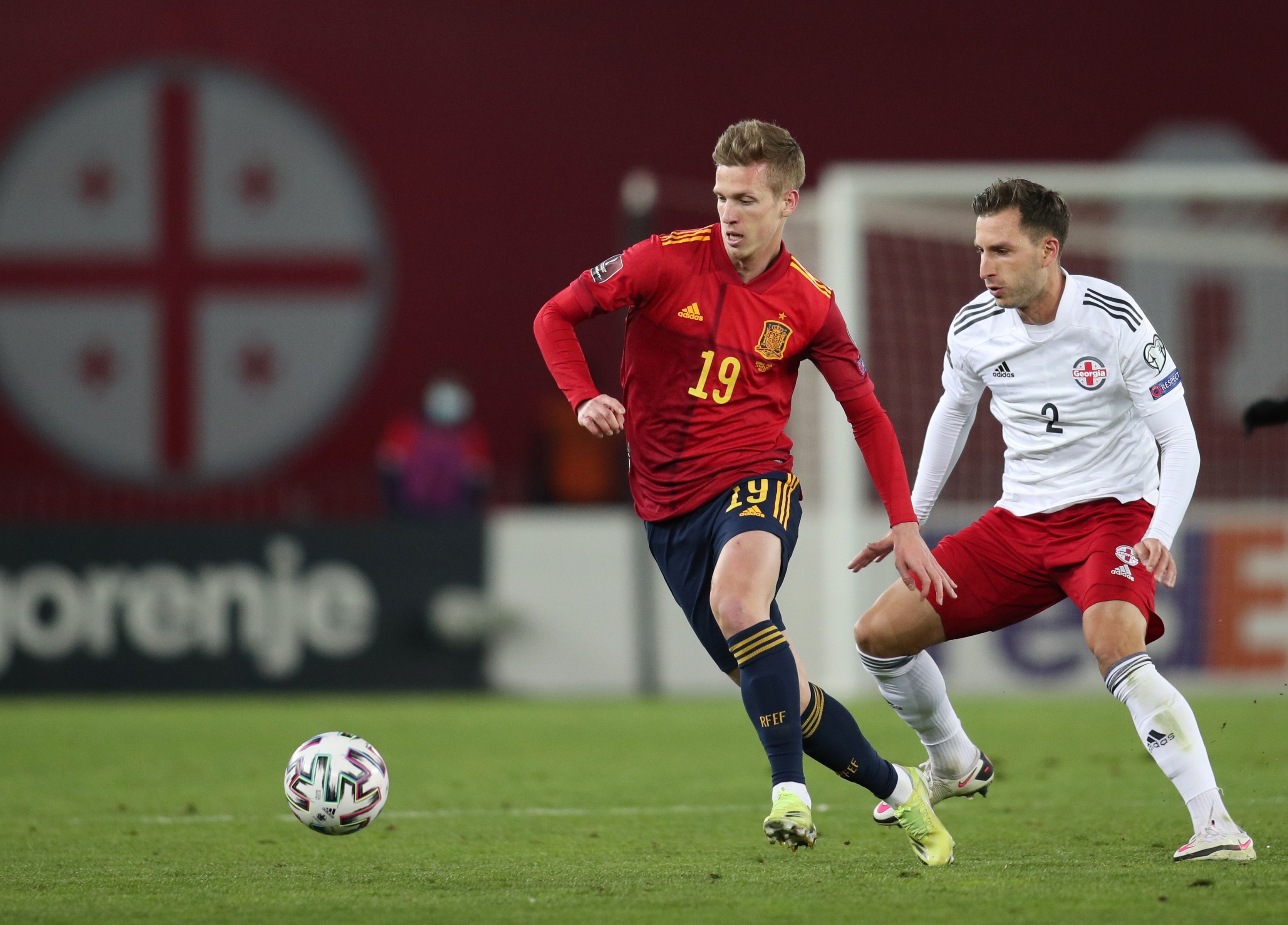 西班牙轻松战胜希腊,完成三连胜继续领跑的简单介绍 西班牙轻松战胜希腊,完成三连胜继续领跑的简单介绍