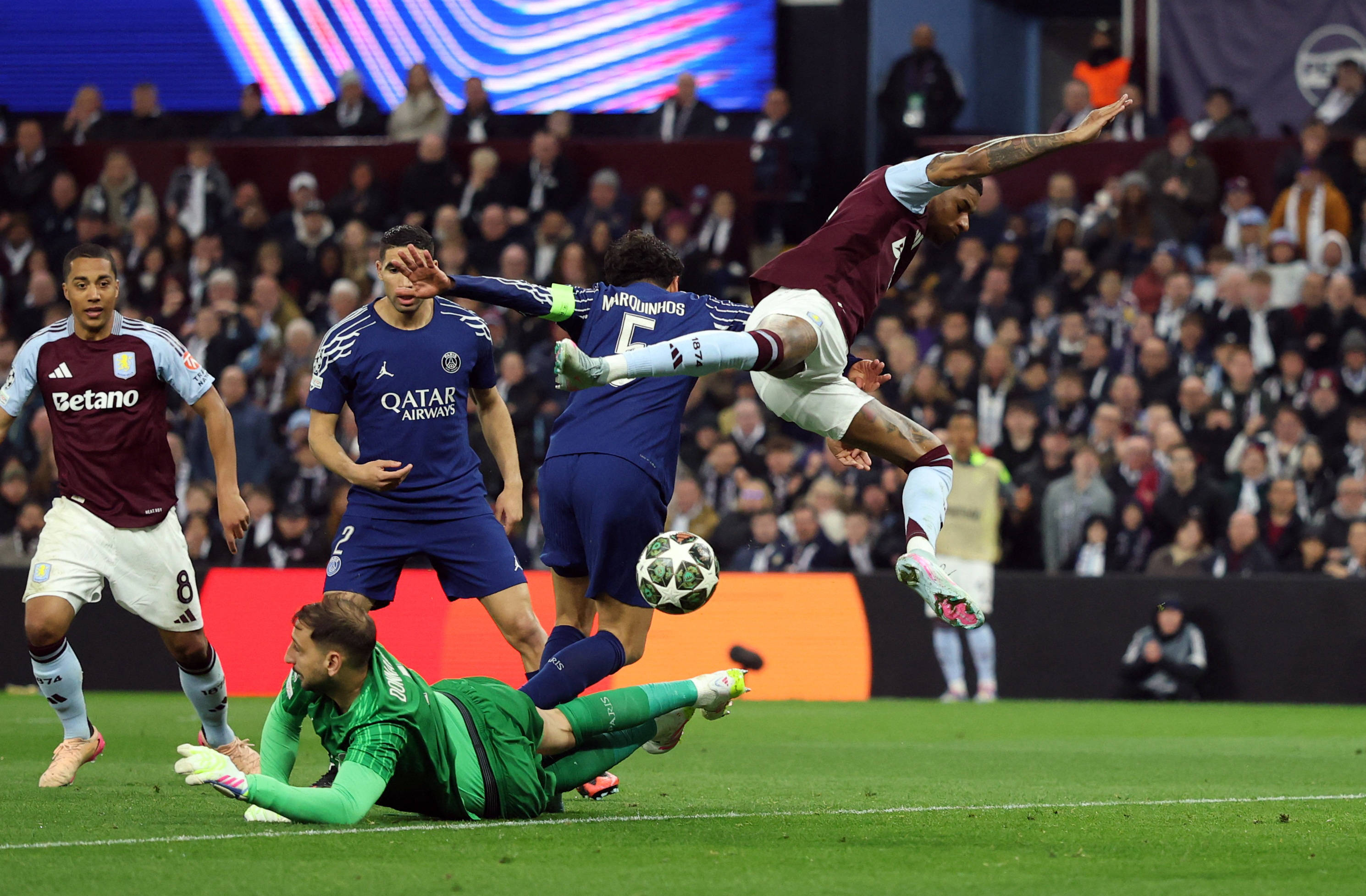 开云体育在线-大巴黎豪取客胜，欧冠四强前景一片光明的简单介绍