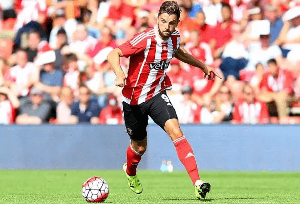 开云体育平台APP-包含斯图加特-逆转维也纳快速反击的词条