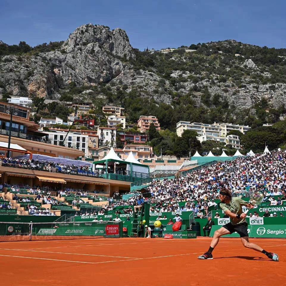 包含戴维斯杯鏖战美网，西西帕斯点燃赛场的词条