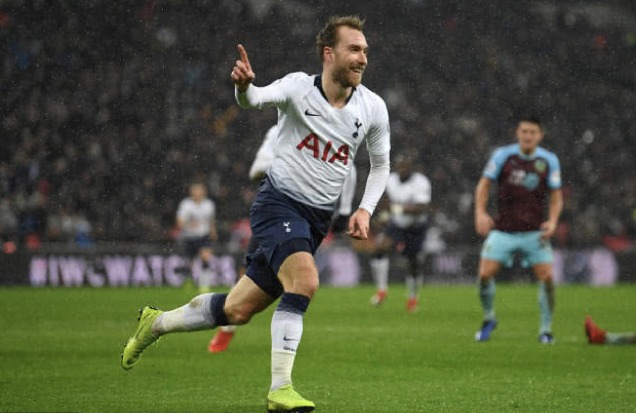 华尔夫斯堡豪取主场胜利，保住积分榜前列