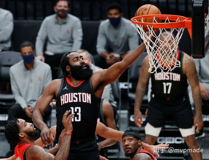 火箭翻盘天津队,麦科勒姆点燃赛场 火箭翻盘天津队,麦科勒姆点燃赛场