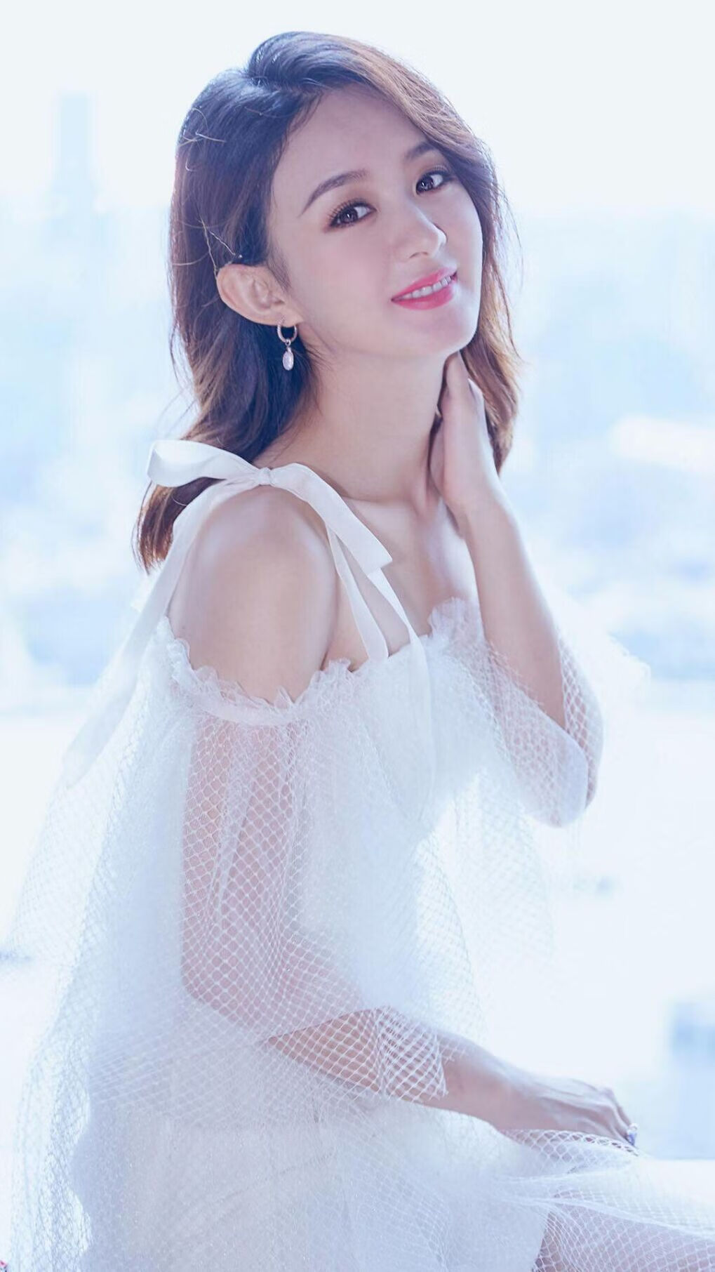 拜仁友谊赛狂轰五球打穿洪都拉斯,租借新星卡马文加惊艳全场成关键先生