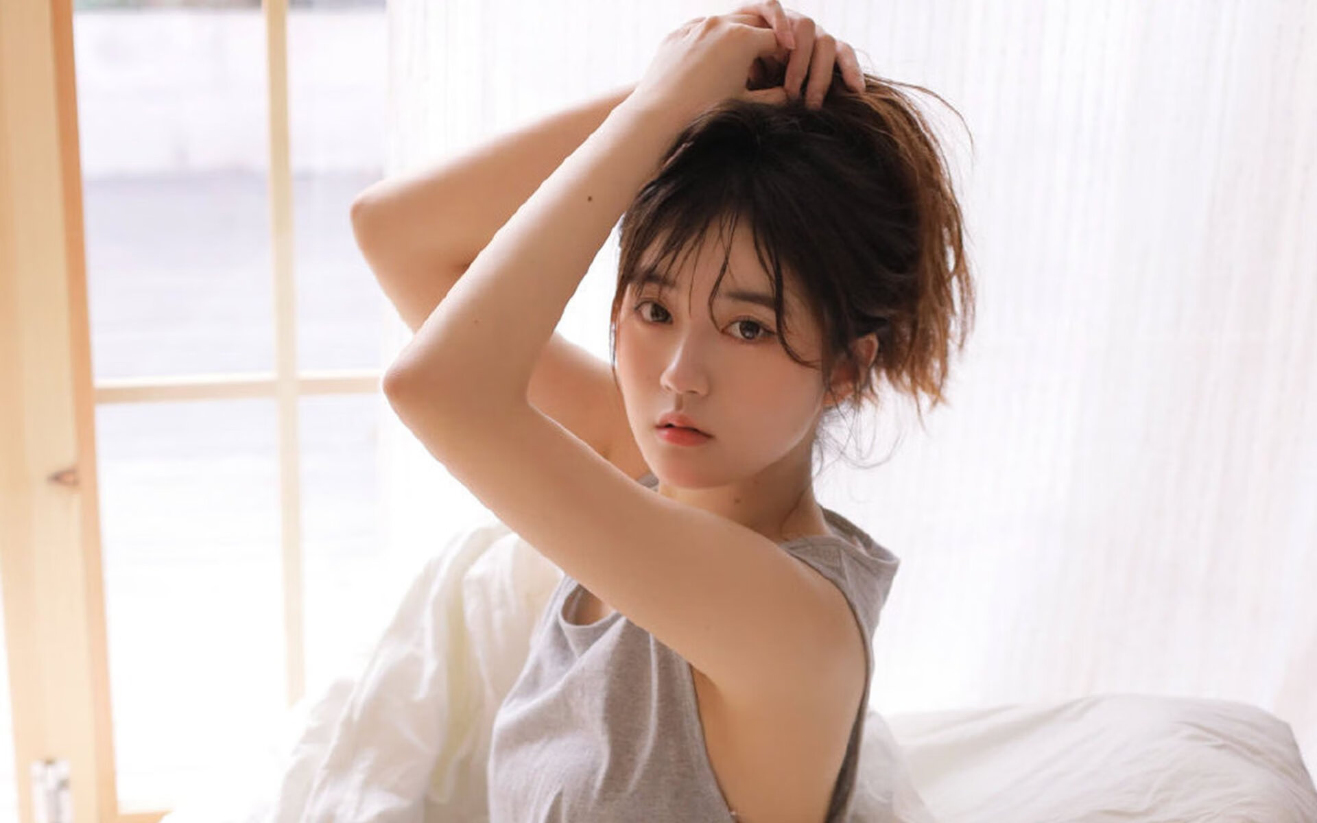 高压锅炸裂！布克绝境轰42分逆转活塞，黄蜂惊险胜出