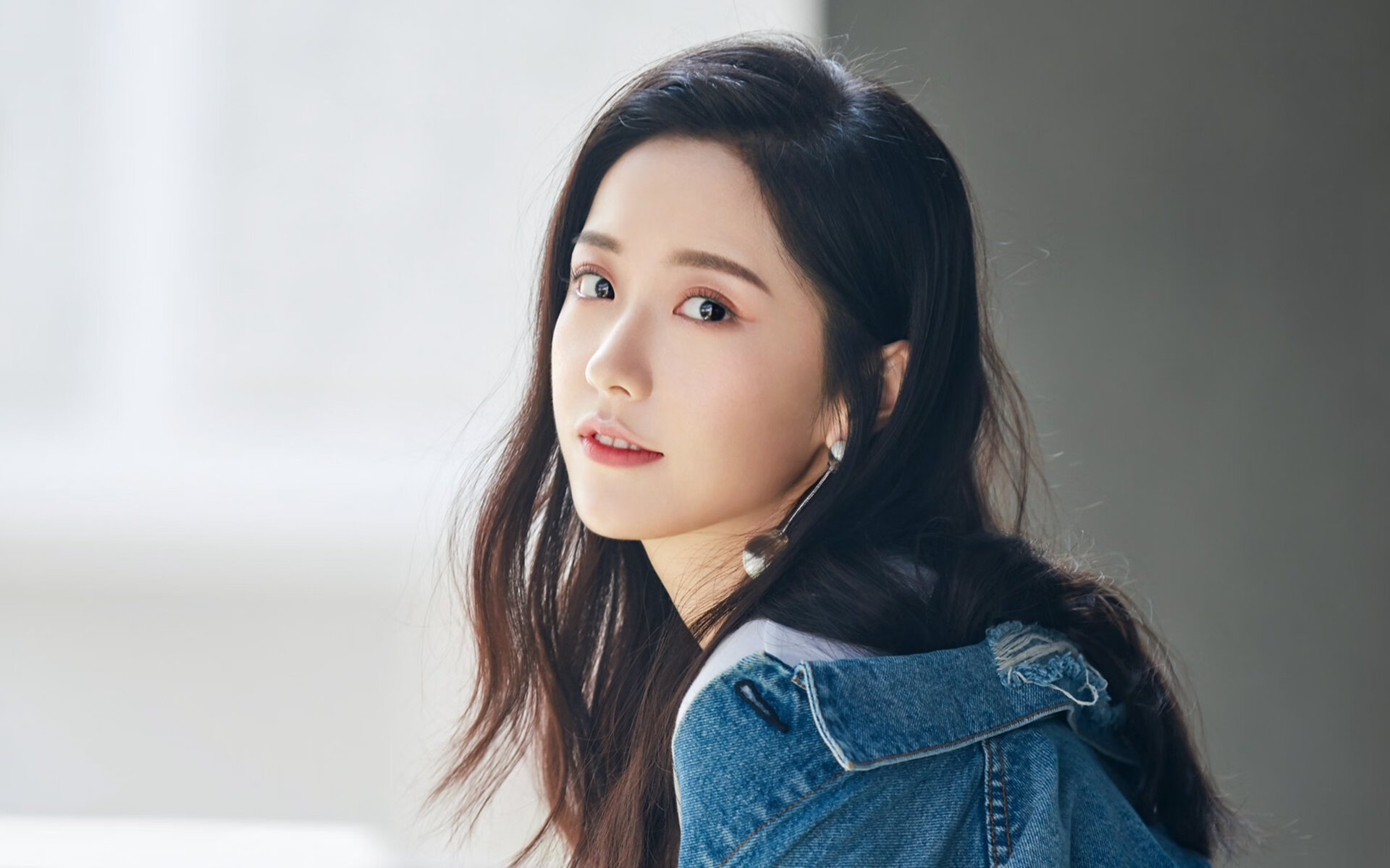 压力淬炼锋芒，英格拉姆末节觉醒，骑士险胜开拓者夺争冠战关键胜利