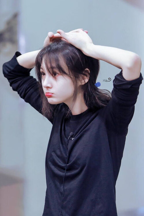 开云下载-锁死双探花，窒息式防守绞杀！热火变阵如棋，凯尔特人破局无方